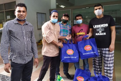 মালয়েশিয়ায় প্রাণের উদ্যোগে প্রবাসীদের মাঝে খাদ্যসামগ্রী বিতরণ
 