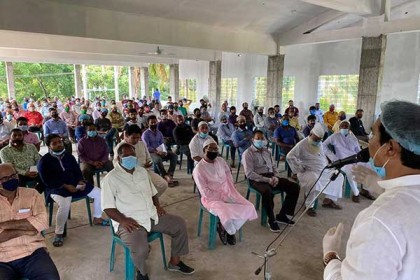 নীলফামারীতে সীমিত আকারে দোকান খুলবেন ব্যবসায়ীরা