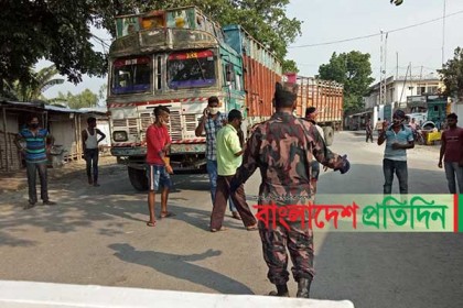 ৩৮ দিন পর ৬১ ট্রাকচালক ফিরল ভারতে 