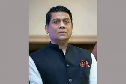 উজিরপুর-বানারিপাড়ার অসহায়দের মাঝে ফাইয়াজুল হক রাজু’র উপহার