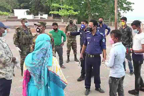 পাহাড়ে বিধি নিষেধ থাকলেও ঠেকানো যাচ্ছে না প্রবেশ