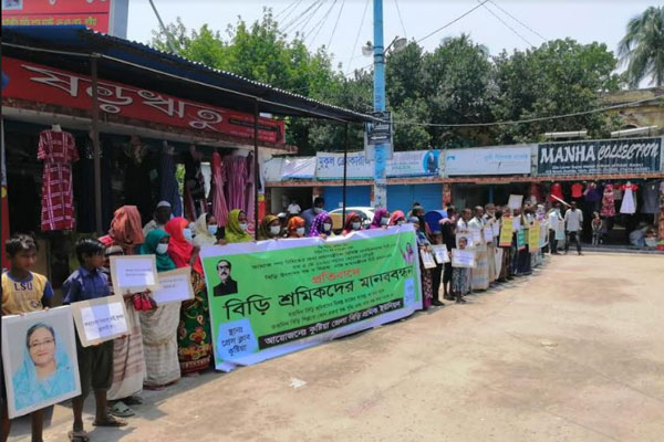 ‘করোনায় মরতে চাই, ক্ষুধার জ্বালায় নয়’