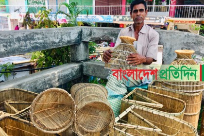 মাছ ধরার উপকরণের নিখুঁত কারিগর রজব আলী 