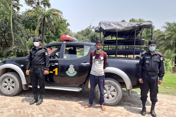 ফেসবুকে গুজব ছড়ানোর অভিযোগে গাজীপুরে আটক ১

