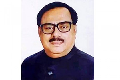 লটারির পর চূড়ান্তভাবে নির্বাচিত 
কৃষকের তালিকা ঝুলানোর নির্দেশ খাদ্যমন্ত্রীর