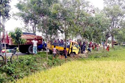 দিনাজপুরে অটোরিকশা-পিকআপ সংঘর্ষে চালক নিহত