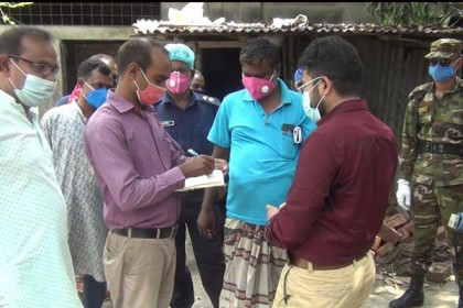 হাকিমপুরে অস্বাস্থ্যকর পরিবেশে 
সেমাই তৈরির দায়ে জরিমানা