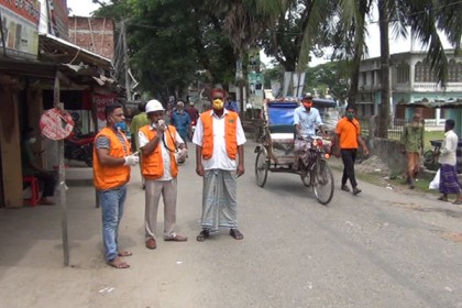 ঘূর্ণিঝড় আম্ফান: পটুয়াখালীতে আশ্রয়কেন্দ্রে যাচ্ছে মানুষ