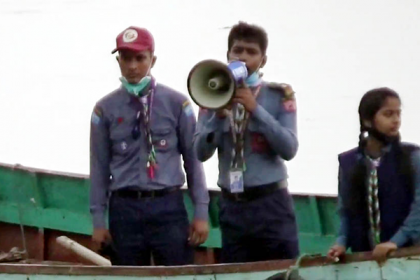 ঘূর্ণিঝড় আম্ফানের প্রভাবে ঝালকাঠিতে গুঁড়ি গুঁড়ি বৃষ্টি