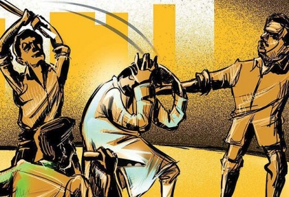 রাজধানীতে ভাড়ার জন্য ভাড়াটিয়াকে মারধর, মালিকসহ গ্রেফতার ২