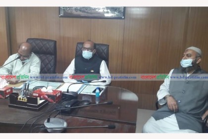 'চাষি ও খামারিদের রক্ষায় সব ধরনের ব্যবস্থা গ্রহণ করতে হবে'