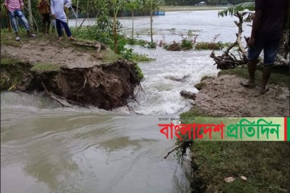 তিন ফুট পানির নিচে সুন্দরবন, বাগেরহাটে ৩ গ্রাম প্লাবিত