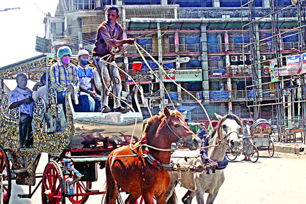 টমটমের কঠিন সময়