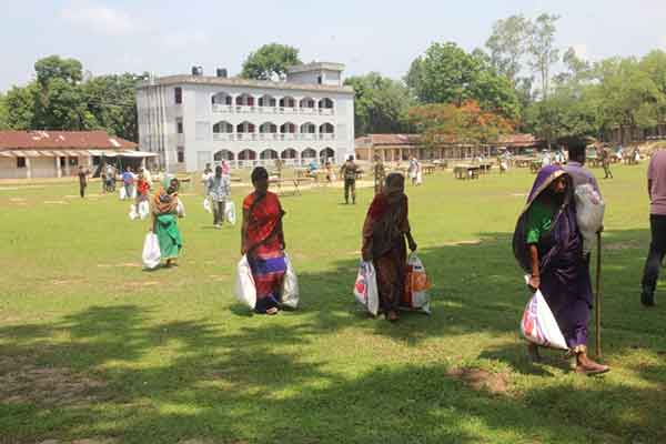 ঈদ উৎবের রঙ লাগেনি পাহাড়ে