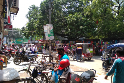 চাঁপাইনবাবগঞ্জে করোনা নিয়ে কোনো উৎকণ্ঠা নেই 

