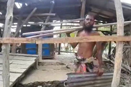 ভোলায় ৪ শতাধিক ঘরবাড়ি বিধ্বস্ত

