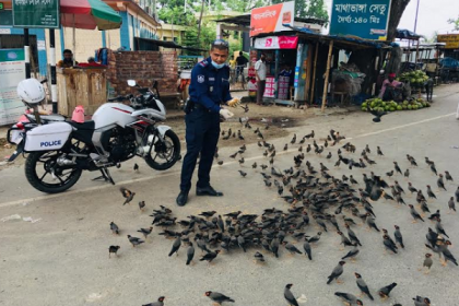 পাখিপ্রেমী পুলিশ