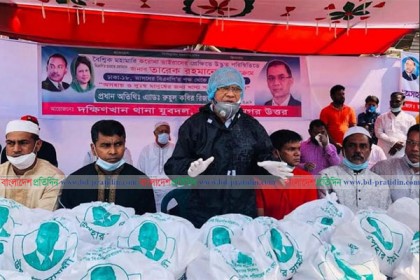 সরকারের দুর্নীতিবাজ চক্র জনগণের ত্রাণ লুটপাট করছে : রিজভী