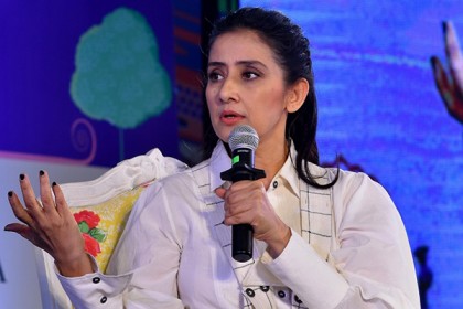 নেপালের পক্ষ নেয়ায় ভারতে বেকায়দায় মণীষা কৈরালা