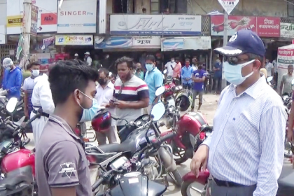 ঝিনাইদহে শতাধিক মোটরসাইকেল চালকের বিরুদ্ধে মামলা

