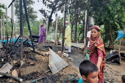 নিমিষেই ঈদের আনন্দ ঝলসে গেছে অটোচালক সিরাজুলের 