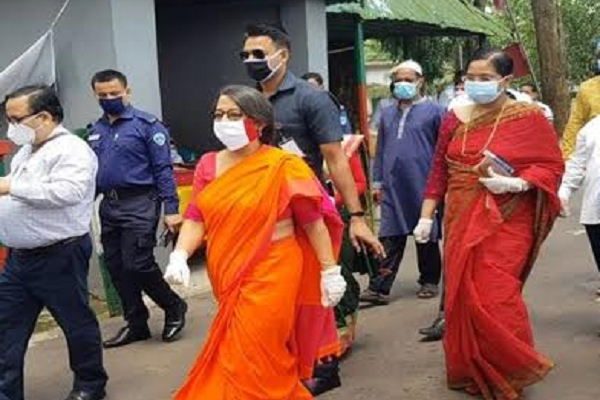 আখাউড়া স্থলবন্দর দিয়ে ভারতে গেলেন শতাধিক ভারতীয় নাগরিক