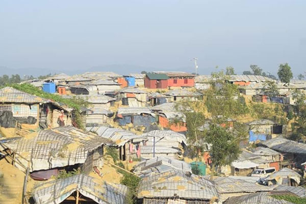 উখিয়ায় রোহিঙ্গা ক্যাম্পে ইনচার্জের উপর হামলা