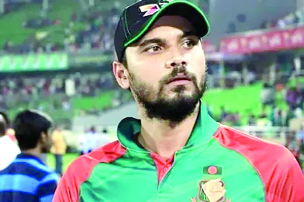 বিশ্বকাপেই অবসর নিতে চেয়েছিলেন মাশরাফি