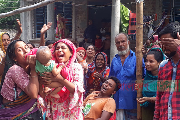 সব বেচে টাকা পাঠাও, আমারে বাঁচাও: লিবিয়া থেকে মাকে ফোন যুবকের!