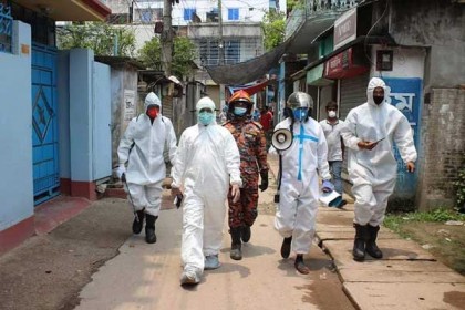 মানবতায় দৃষ্টান্ত স্থাপন নরসিংদী জেলা প্রশাসনের কুইক রেসপন্স টিমের

