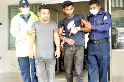 রাজাপুরে পুলিশের ওপর হামলার ঘটনায় মামলা, গ্রেফতার ২