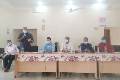 পাংশায় ব্যবসায়ীদের সাথে উপজেলা প্রশাসনের মতবিনিময়