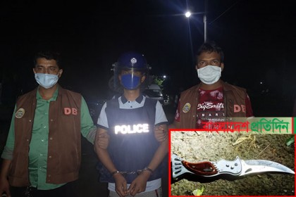 বাউফলে যুবলীগ কর্মী হত্যায় আসামি গ্রেফতার, চাকু উদ্ধার