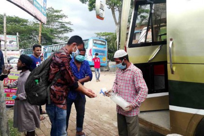 বাগেরহাটে ৬৭ দিন পর বাস চলাচল শুরু