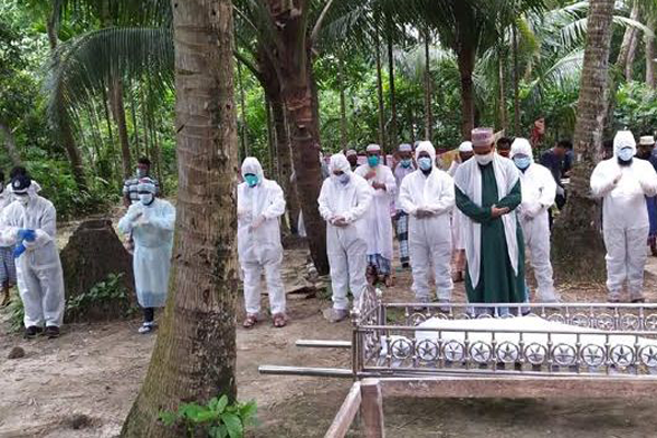 চাঁদপুরে করোনা উপসর্গ নিয়ে ৫ জনের মৃত্যু

