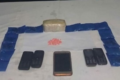 ট্রাকে ইয়াবা পাচার, টেকনাফে আটক ৩