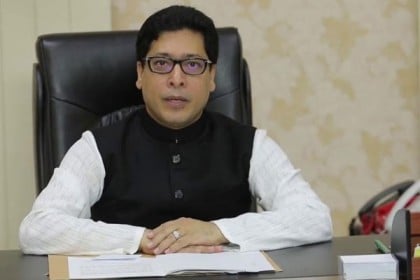 'করোনা ঝুঁকিপূর্ণ এলাকার সরকারি কর্মকর্তা-কর্মচারীদের অফিসে আসতে হবে না'