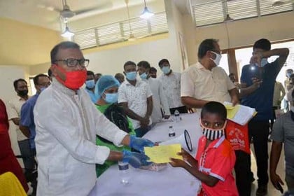 লালপুরে ক্ষুদ্র নৃ-গোষ্ঠীর শিক্ষার্থীদের মাঝে শিক্ষাবৃত্তি প্রদান  