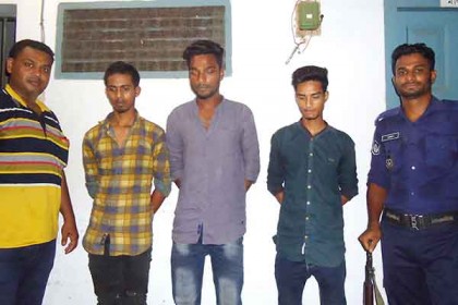 মেহেরপুরে নারীকে গণধর্ষণের অভিযোগে আটক ৩ 