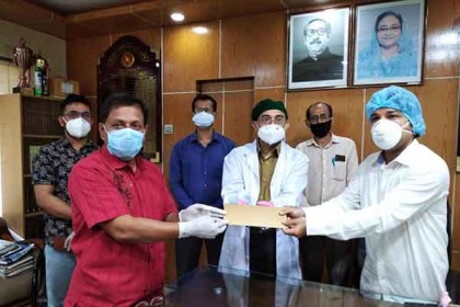 প্রধানমন্ত্রীর ত্রাণ তহবিলে শ্রীমঙ্গল বিএমএ’র অনুদান প্রদান 