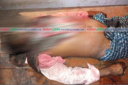 ঝিনাইদহে আওয়ামী লীগ কর্মীকে কুপিয়ে হত্যা, বাড়ি-ঘর ভাঙচুর