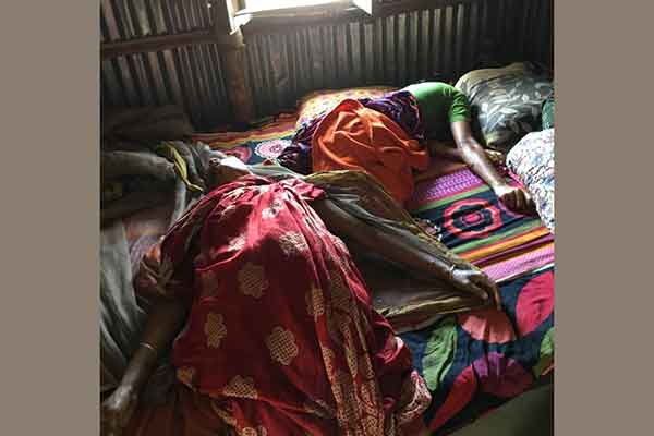 শ্রীমঙ্গলে নিজ বাড়িতে মা-মেয়ে খুন 