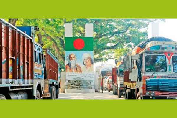 টানা ৭৫ দিন বন্ধ থাকার পর বেনাপোল-পেট্রাপোল বন্দরে আমদানি-রফতানি বাণিজ্য শুরু  