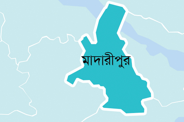 করোনায় আক্রান্তের তথ্য গোপন রেখে ২ দিন নামাজ পড়ালেন ইমাম 