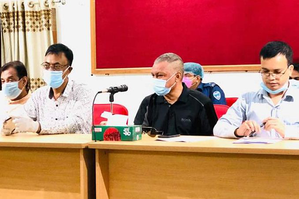 নোয়াখালীতে লকডাউন বাস্তবায়নে মতবিনিময় সভা

