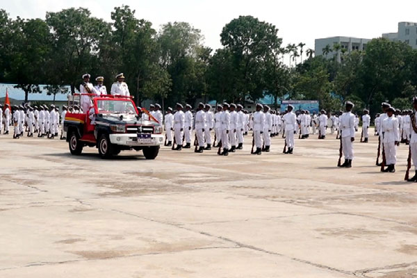 খুলনায় ৭৮৯ নাবিকের শিক্ষা সমাপনী কুচকাওয়াজ