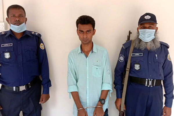 আগৈলঝাড়ায় ধর্ষণ মামলায় যুবক গ্রেফতার

