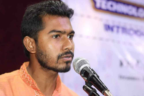 তরুণদের নিয়ে রাজনৈতিক দল গঠনের ঘোষণা ভিপি নুরের