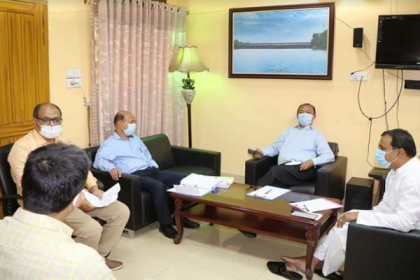 ফেনীতে করোনা আক্রান্ত রোগীদের স্বাস্থ্য নিরাপত্তা বিষয়ে জরুরি সভা