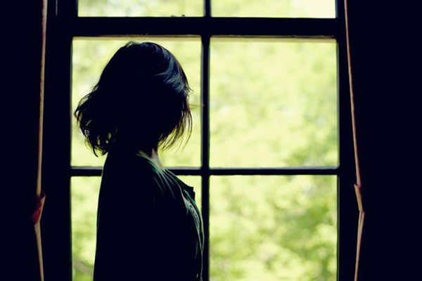 আপন চাচা কর্তৃক ভাতিজিকে দিনের পর দিন ধর্ষণের অভিযোগ